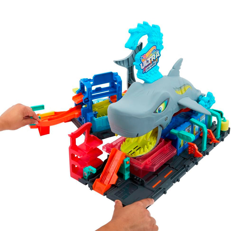 Hot Wheels Şehri Muhteşem Köpek Balığı Araba Yıkama Oyun Seti HTN82