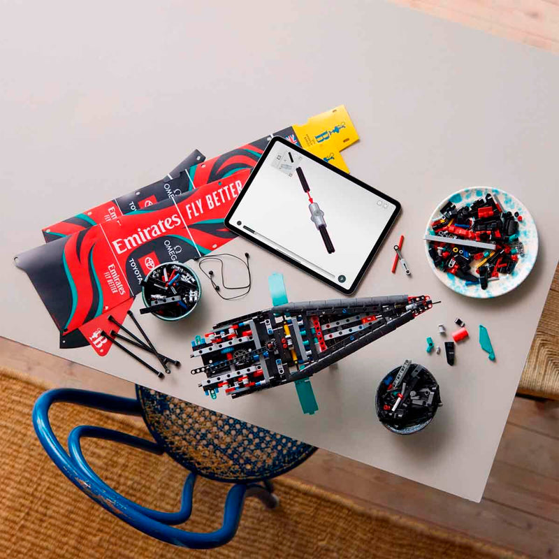 Lego Technic Emirates Team New Zealand AC75 Yat 42174
