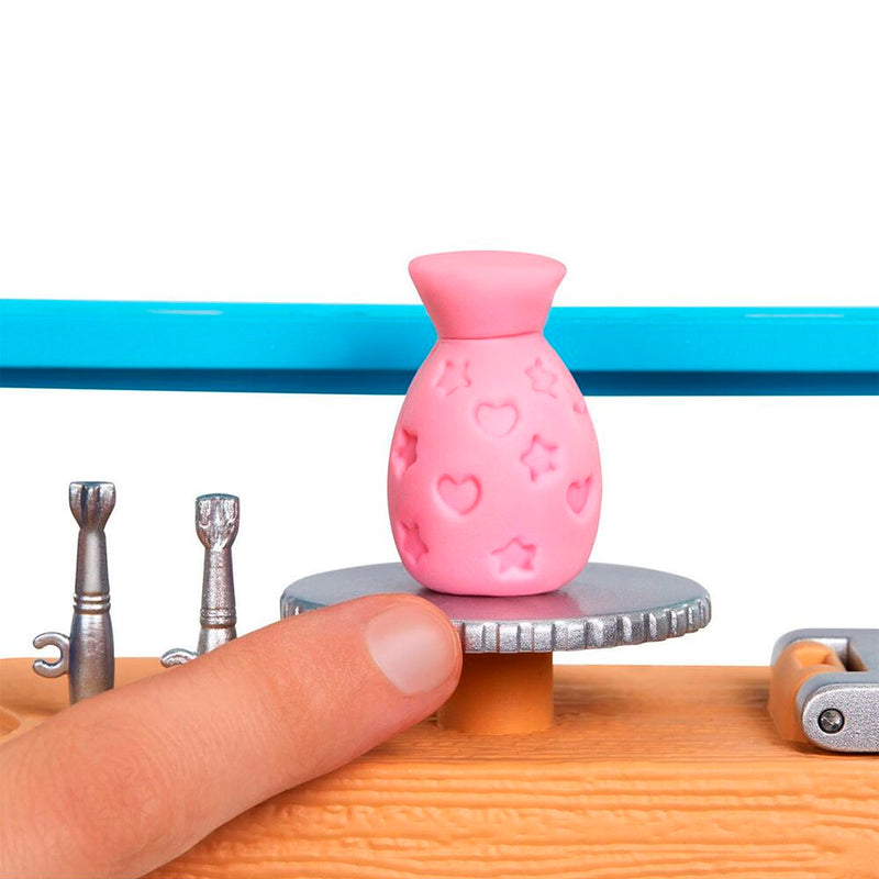 Barbie Sanat Atölyesi Oyun Seti HCM85