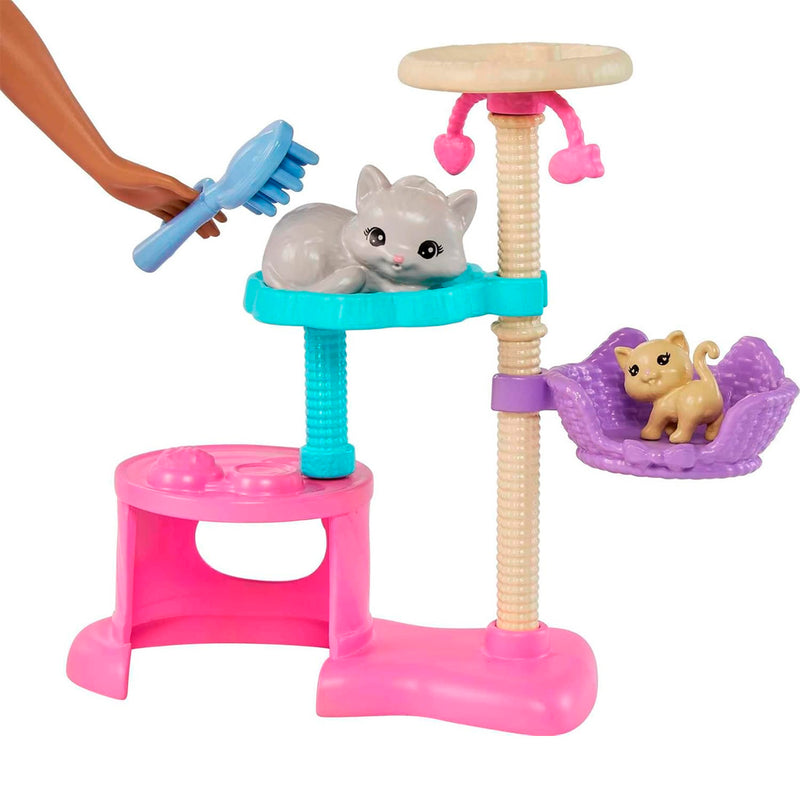Barbie ve Yavru Kedileri Oyun Seti HHB70