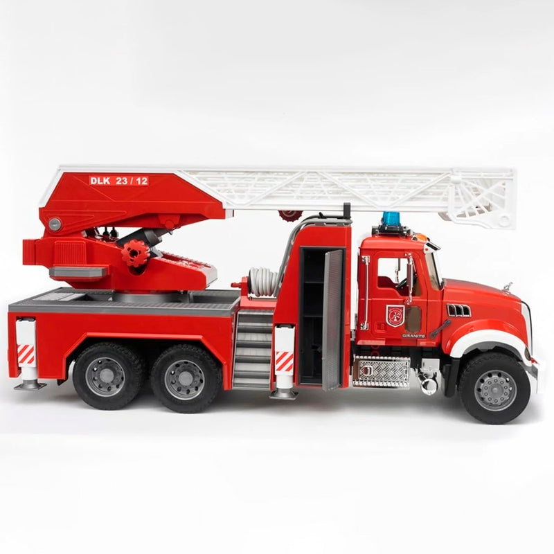 Bruder Granite İtfaiye Aracı BR02821