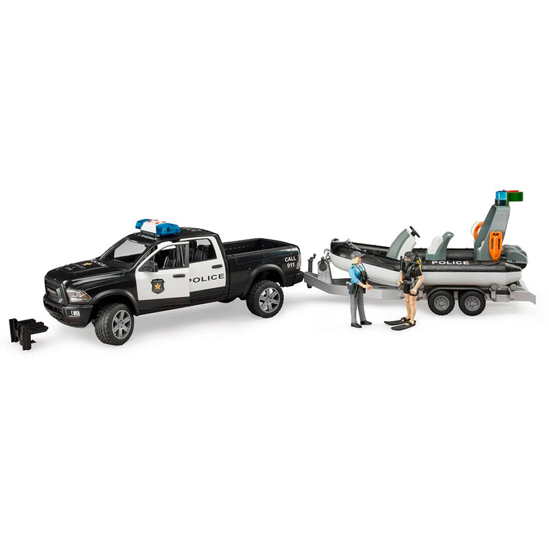 Bruder Ram 2500 Polis Aracı ,Römork, Zodyak, 2 Figür ve Aksesuarlar BR02507