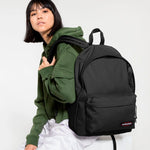 Eastpak Out Of Office Wally Silk Black Sırt Çantası VFE-EK0007672E41