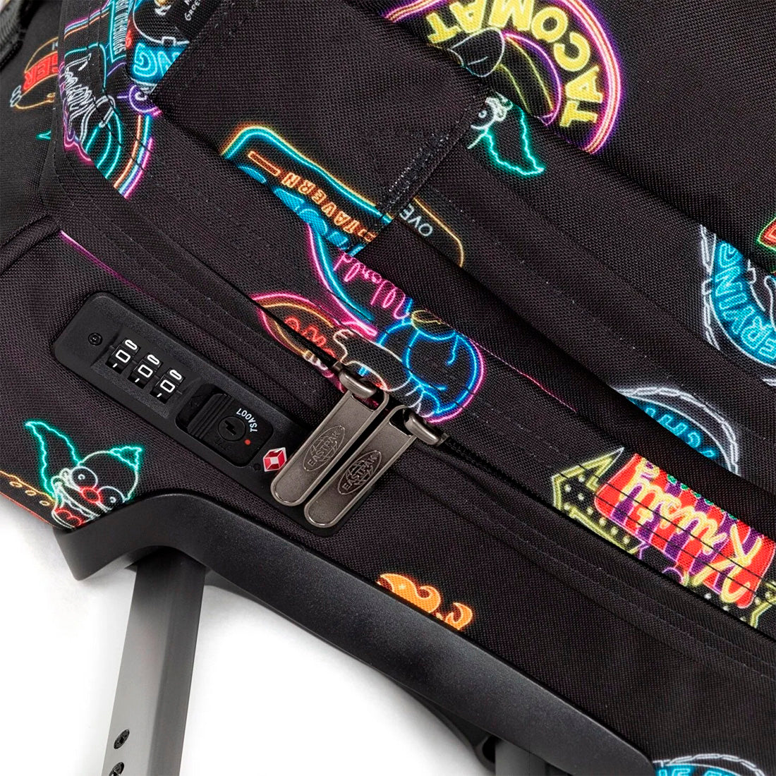 Eastpak Transit'r S Simpsons Neon Print Valiz VFE-EK0A5BA78D31