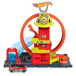 Hot Wheels Şehri Süper Döngü İtfaiye İstasyonu HKX41