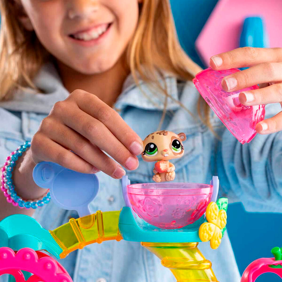 Littlest Pet Shop Minişler Eğlence Fabrikası Oyun Seti S1